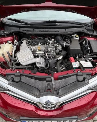 Toyota Auris cena 57900 przebieg: 67000, rok produkcji 2017 z Zambrów małe 92